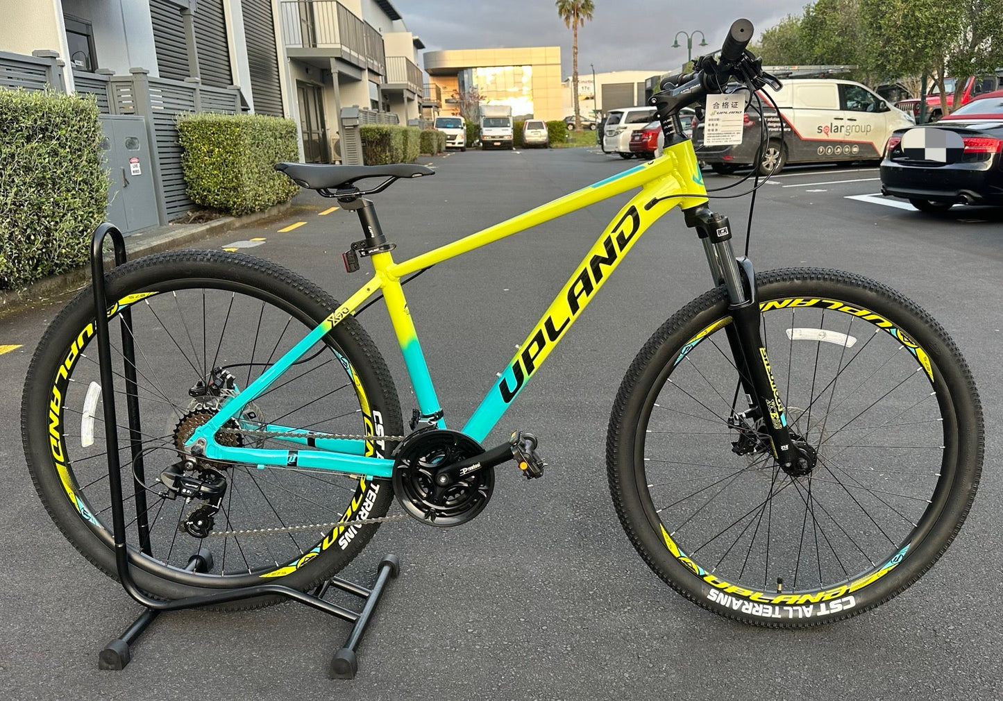 Upland X90 Mountain Bike