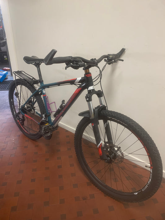 Polygon cascade Commuter