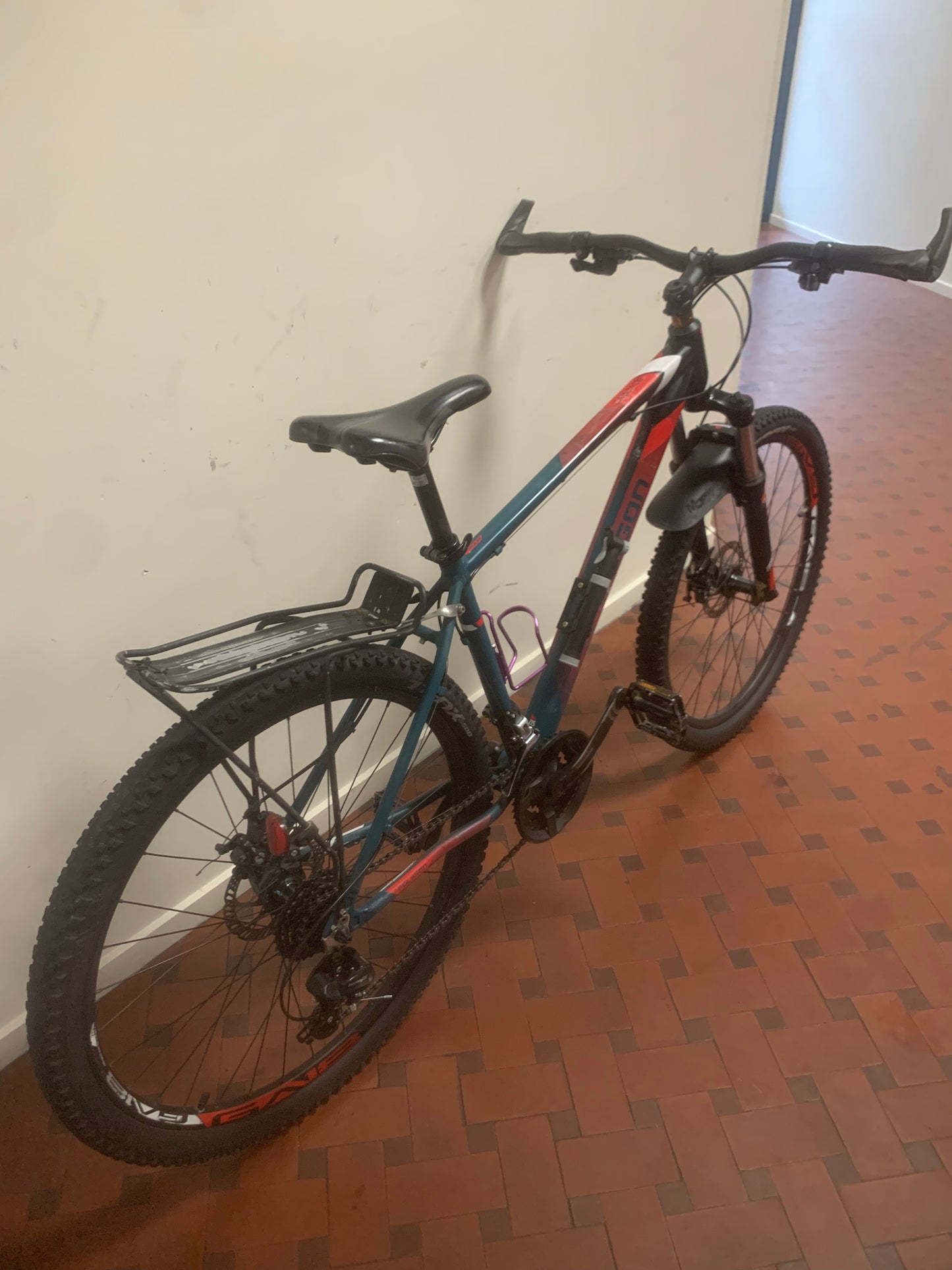 Polygon cascade Commuter