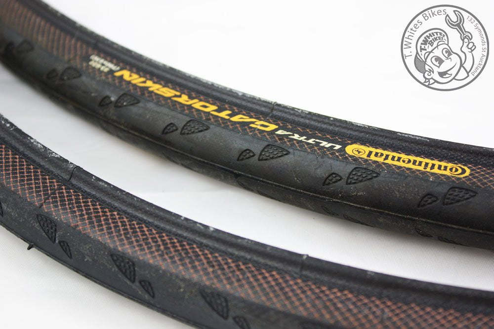 CONTINENTAL ULTRA GATORSKIN TYRE